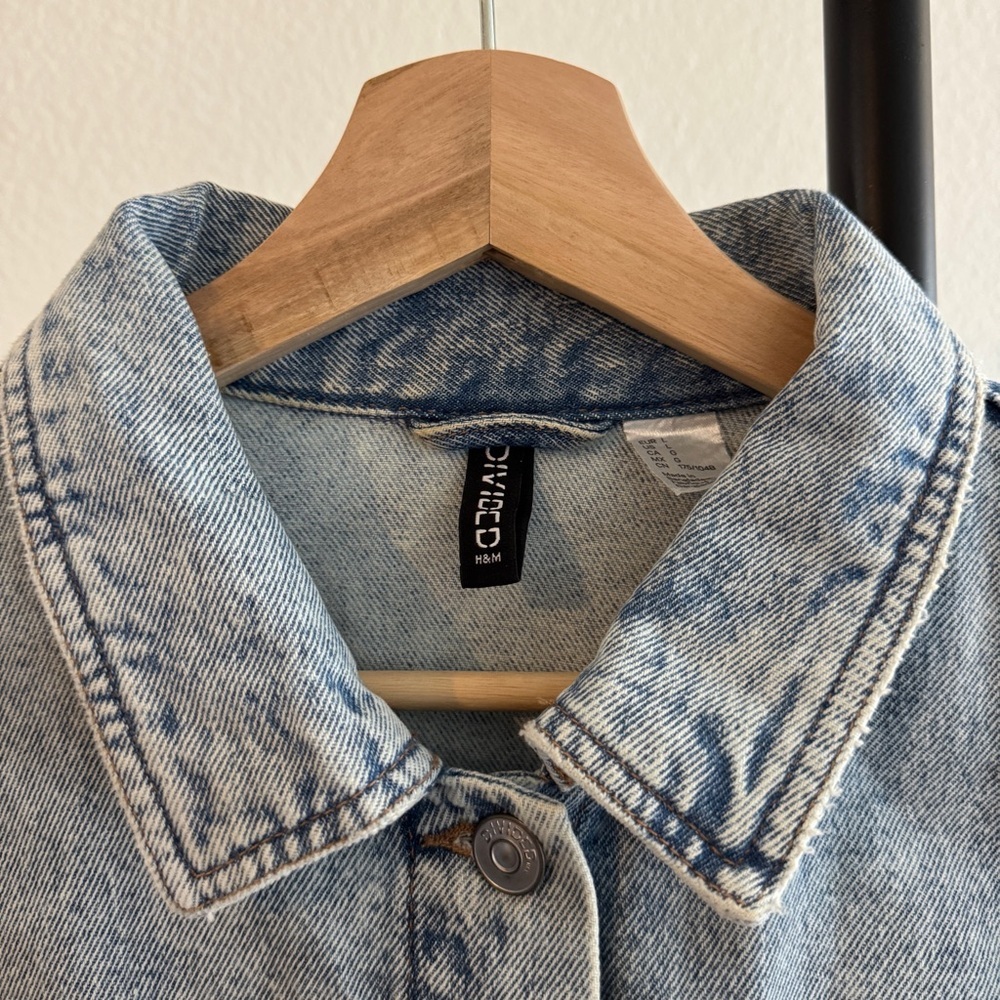 H&M denim jacket - Picture 2 of 3